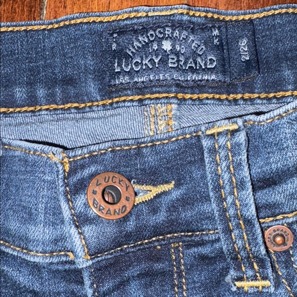 Lucky Brand Medium Wash Denim Skinny Jeans - Picture 4 of 6